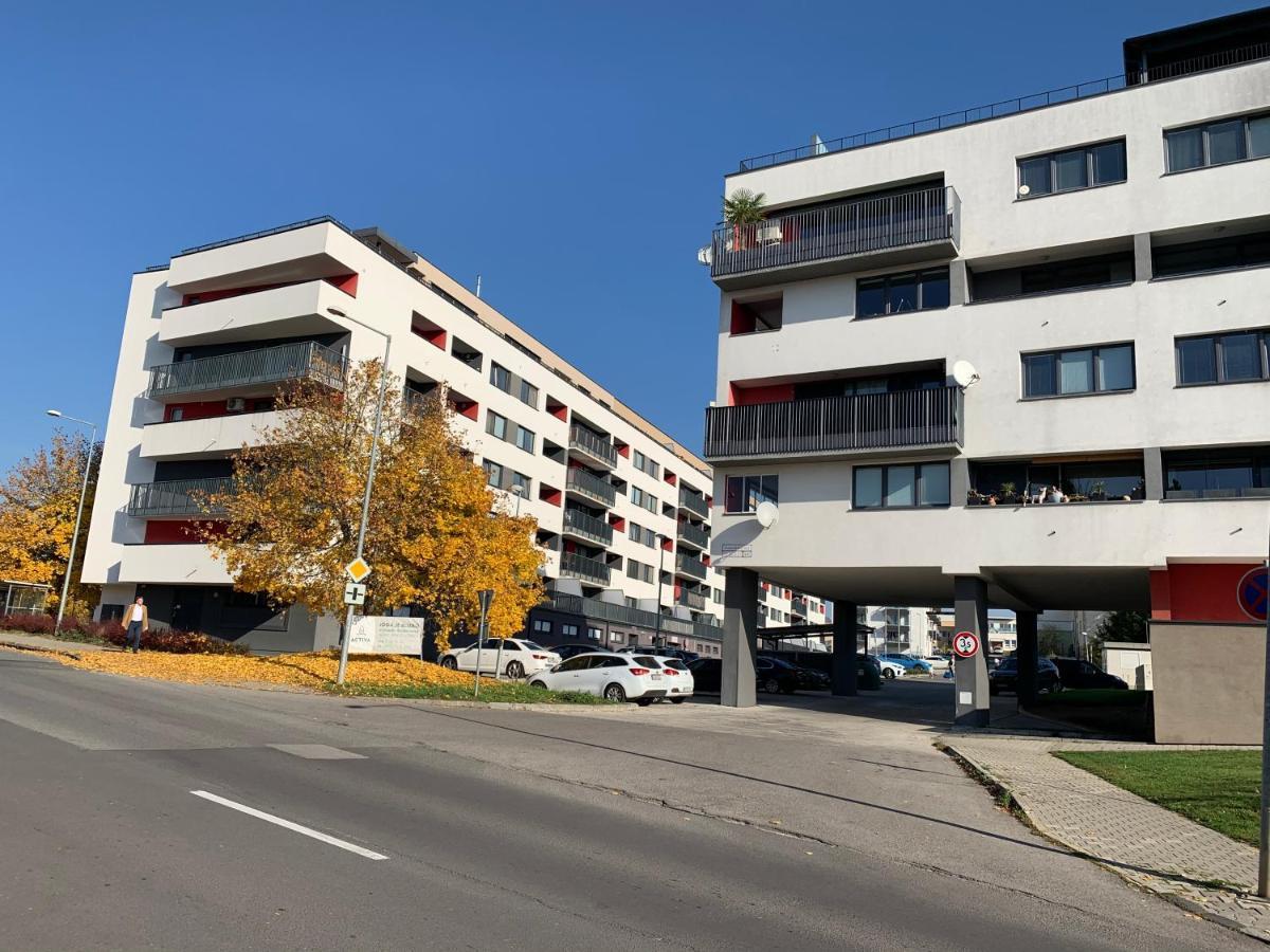 Boru Suite - Luxury Apartment Banská Bystrica Exterior foto